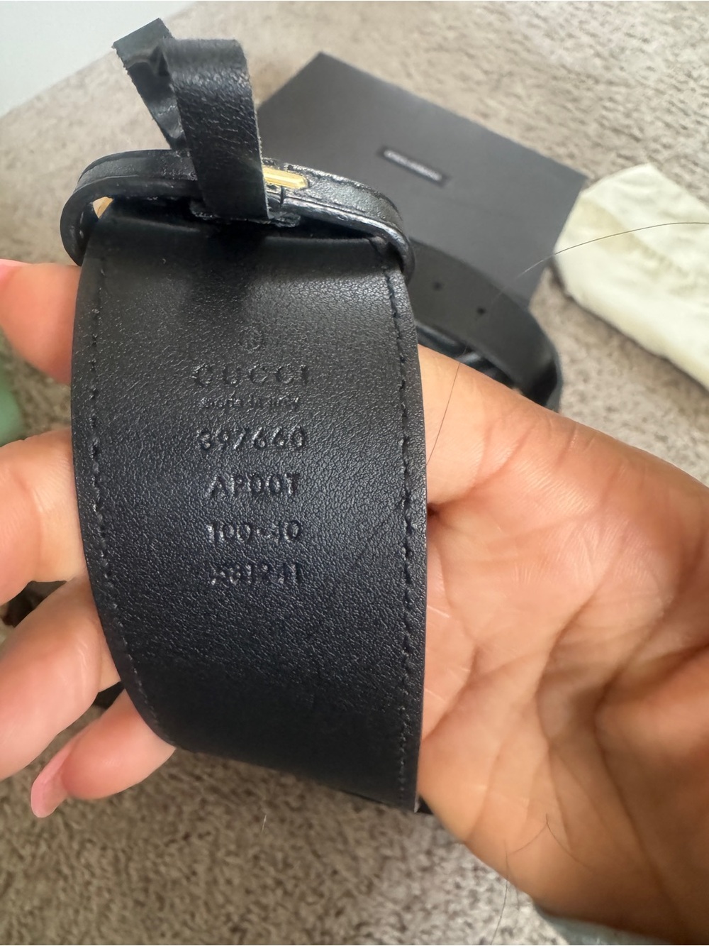 Gucci Black Leather Men’s Belt Bag Strap with Embossed Logo